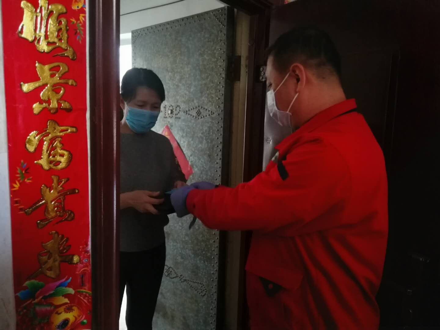 疫情防控，黨員在行動
