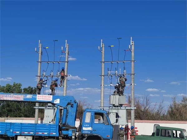 阿拉善電業(yè)局烏力吉供電分局 戍守邊防，電力護(hù)航