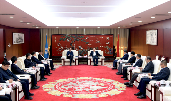 溫樞剛會(huì)見中國(guó)電建黨委書記、董事長(zhǎng)丁焰章