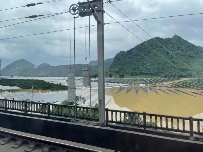 地面電站秒變漂浮電站，又一光伏電站被水淹！