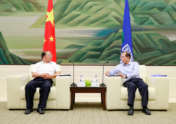 國家電投總經(jīng)理、黨組副書記江毅會見湖北省武漢市委常委、武漢經(jīng)開區(qū)工委書記劉子清