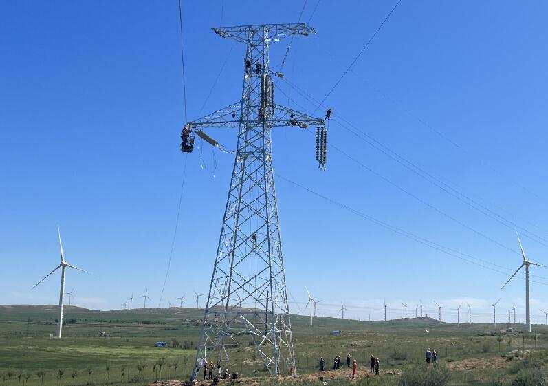 220千伏海春線、中海油化德風(fēng)電場(chǎng)35千伏集電線路順利改造完成
