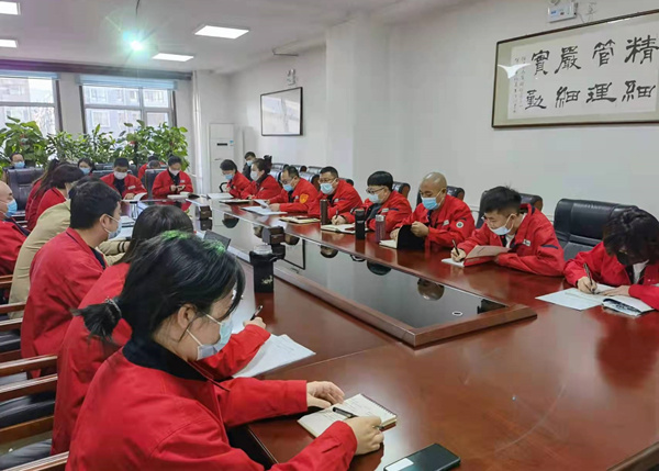 烏海市千里山供電公司：宣貫《車輛管理標(biāo)準(zhǔn)》，加強車輛日常管理