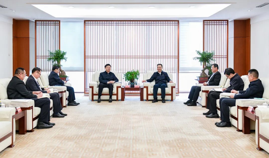 大唐集團(tuán)有限公司黨組書記、董事長鄒磊會(huì)見吉林省委常委、省委秘書長李偉