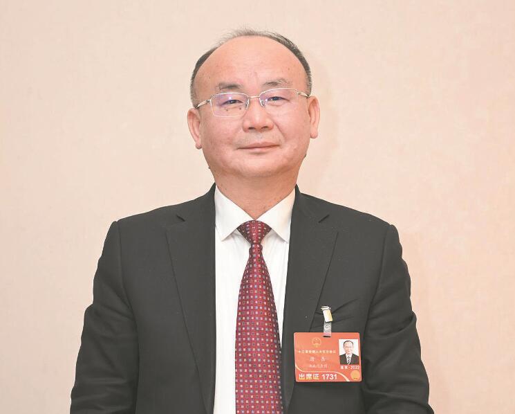 優(yōu)質供電服務助力裝備制造業(yè)高質量發(fā)展——訪全國人大代表、楚天科技股份有限公司董事長兼總裁唐岳