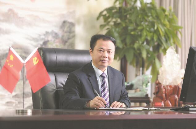 全國(guó)人大代表、天能控股集團(tuán)有限公司董事長(zhǎng)張?zhí)烊危喊l(fā)揮科技創(chuàng)新主力軍作用 推動(dòng)儲(chǔ)能產(chǎn)業(yè)高質(zhì)量發(fā)展