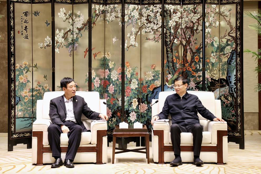 中國能建黨委副書記、總經(jīng)理孫洪水拜會(huì)江蘇省省長許昆林