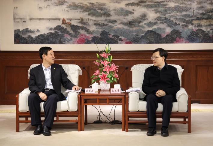 中國能建黨委副書記、總經(jīng)理孫洪水與南京市市長陳之常會談