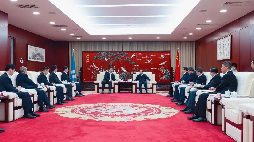 華電集團黨組書記、董事長江毅會見海博思創(chuàng)董事長、總經(jīng)理張劍輝