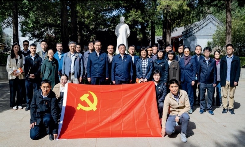 《旗幟》刊發(fā)國(guó)家能源局黨組書(shū)記、局長(zhǎng)章建華署名文章