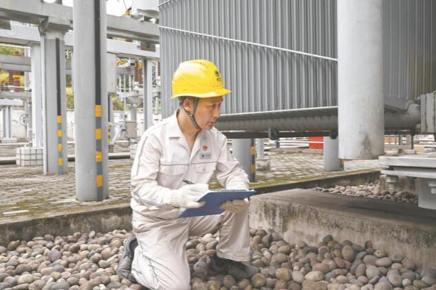 26年，變電運維一線的耕耘與創(chuàng)新——記全國五一勞動獎章獲得者池永