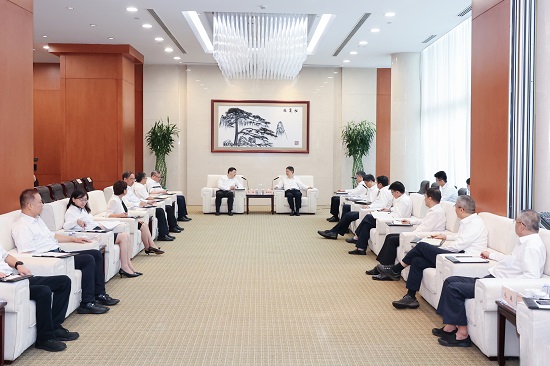 華能集團黨組書記、董事長溫樞剛會見山西省委常委、太原市委書記韋韜