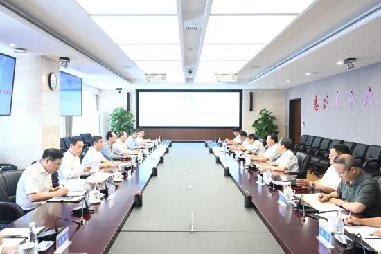 中國電建黨委書記、董事長丁焰章與中國南水北調(diào)集團黨組書記、董事長蔣旭光會談