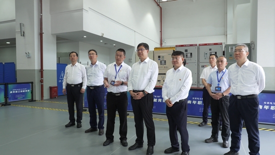 華能集團有限公司總經(jīng)理、黨組副書記鄧建玲到云南分公司調(diào)研
