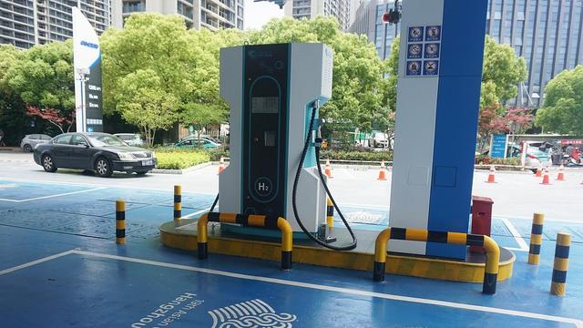 加快培育氫燃料電池汽車產(chǎn)業(yè)，浙江超前布局加氫站建設(shè)