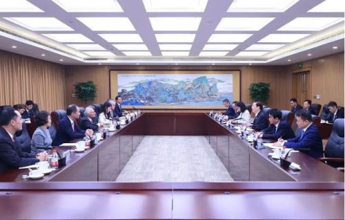 國家電網(wǎng)與香港中電集團推動清潔能源開發(fā)利用、促進新能源發(fā)展等方面深化合作