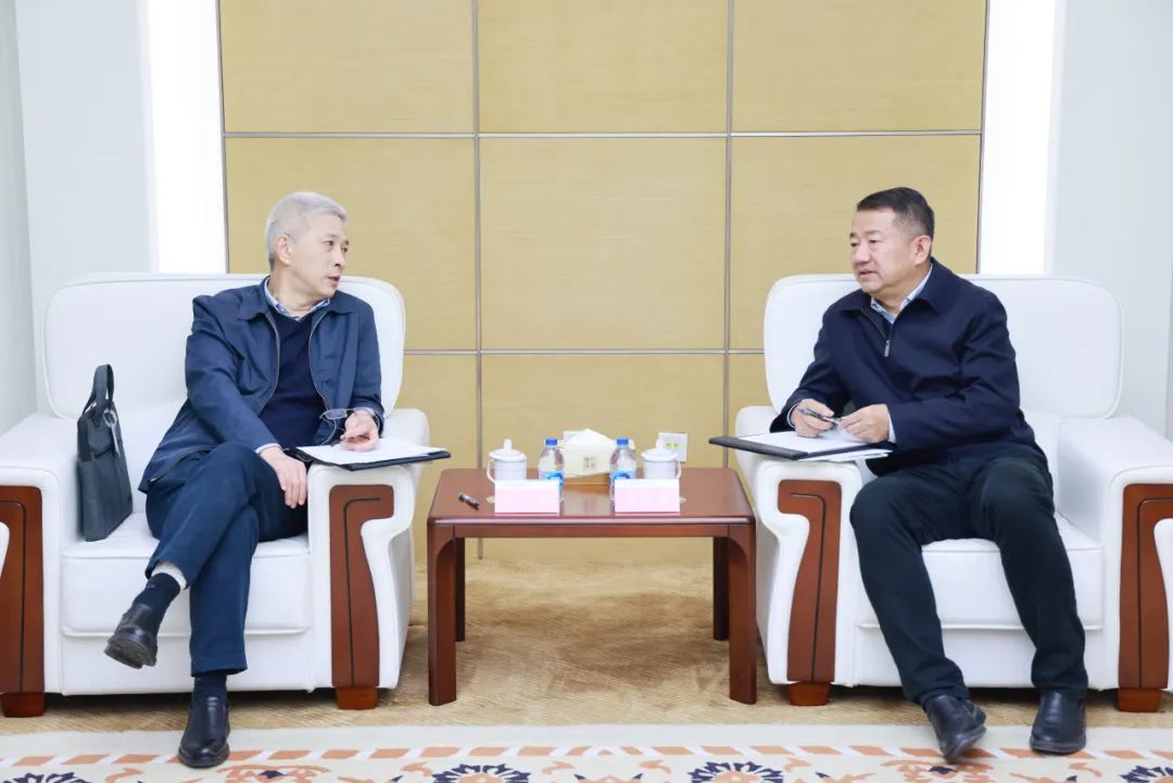中國一重集團(tuán)黨委書記、董事長徐鵬一行拜訪大唐環(huán)境黨委書記、董事長朱利明