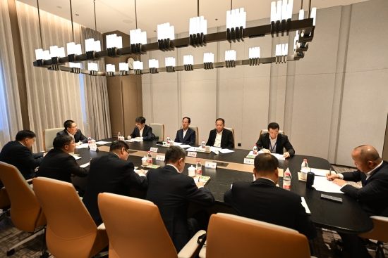 丁焰章與近期新任職子企業(yè)黨委書記、董事長進行集體談話