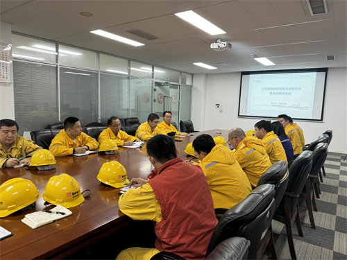 華潤電力南京公司黨委委員、副總經理陳超虎參加一期戊值安全聯系日暨安全蹲點活動