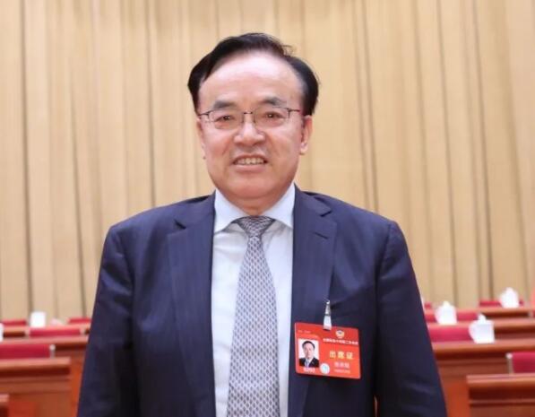 全國政協(xié)常委張來斌：系統(tǒng)思維引領(lǐng)能源轉(zhuǎn)型與安全，確?！半p碳”目標順利實現(xiàn)