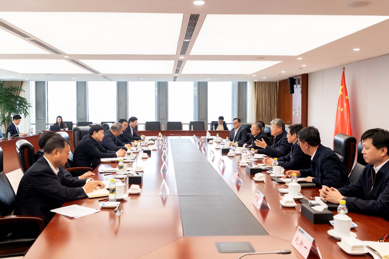 國家能源集團劉國躍、余兵會見國家電網黨組書記、董事長張智剛