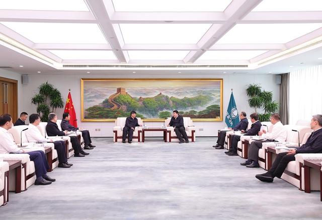 國家電網(wǎng)董事長、黨組書記張智剛董事長與三峽集團董事長劉偉平、總經(jīng)理韓君會談
