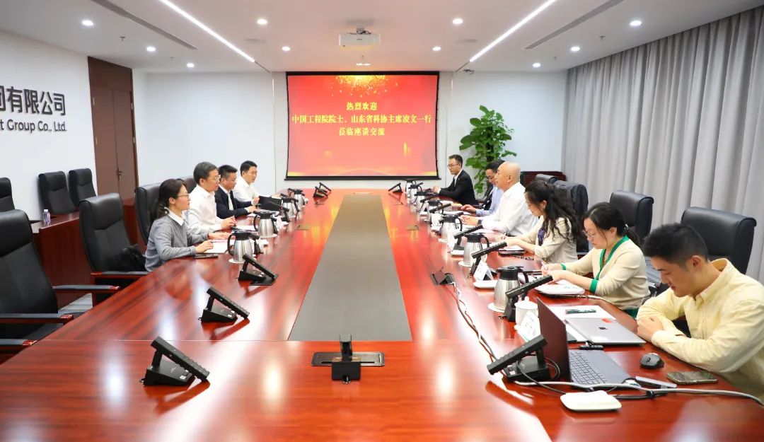 中國電氣裝備黨委書記、董事長李洪鳳會見中國工程院院士、山東省科協(xié)主席凌文