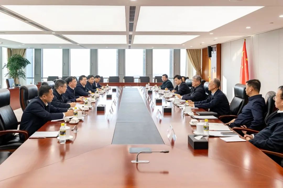 國家能源集團(tuán)黨組書記、董事長劉國躍與中國大唐黨組副書記、總經(jīng)理張傳江會(huì)談